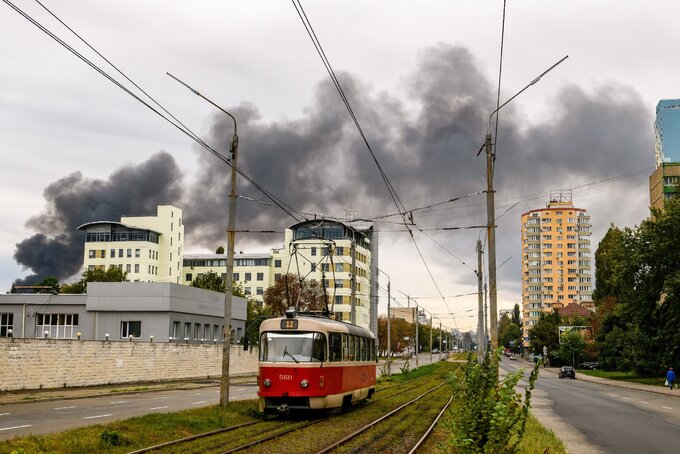 Zniszczenia po&nbsp;rosyjskim ataku na&nbsp;Kij&oacute;w. Zdj. ilustracyjne