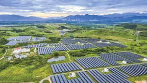 Miniatura: Darmowa energia według TVP i aktywistów OZE