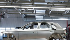 Miniatura: Koncern zwalnia pracowników w fabryce w...