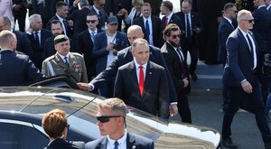 Miniatura: Kłótnia o limuzynę Nawrockiego. "Prezydent...