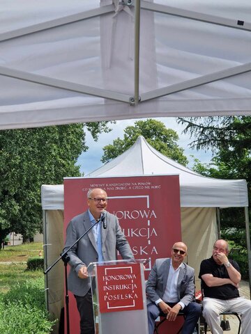 Debata "Honorowa instrukcja poselska" 