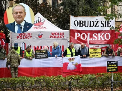 Miniatura: "Będzie rozkaz pałowania przed TK?"....