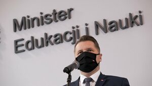 Miniatura: Sondaż: Polacy ocenili pracę ministra Czarnka