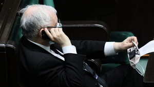 Miniatura: Jakiego telefonu używa Kaczyński? "Jest...