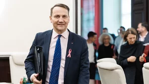 Miniatura: Jakie wina serwuje się w MSZ? Sikorski...