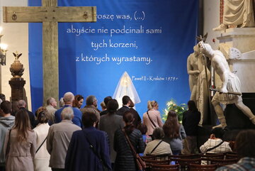 Grób Pański w Bazylice Archikatedralnej w Warszawie p.w. Męczeństwa św. Jana Chrzciciela a w Warszawie 