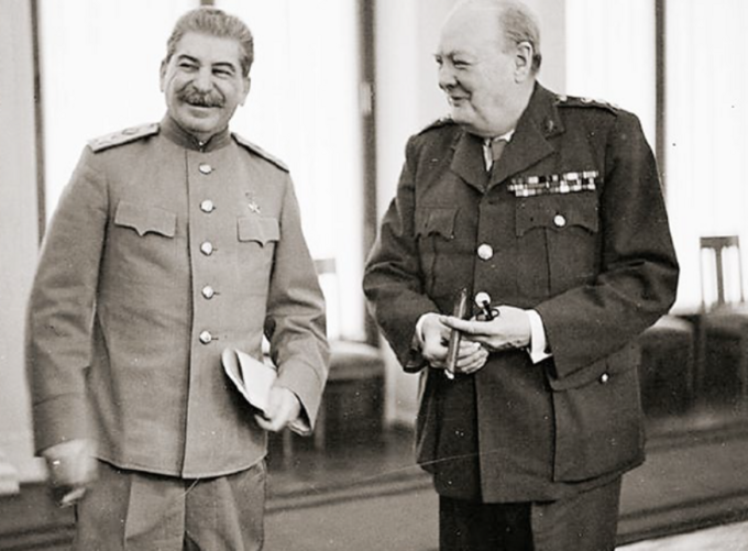 Józef Stalin i Winston Churchill w Jałcie
