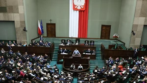 Miniatura: Jest pierwszy po wyborach sondaż partyjny....