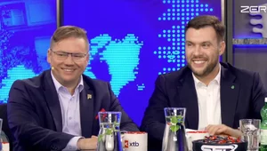 Miniatura: Nowacka została w MEN. Internet huczy po...