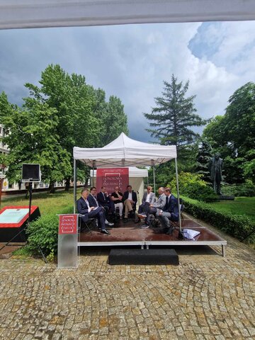 Debata "Honorowa instrukcja poselska" 