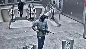 Miniatura: Uzbrojeni w Kałasznikowy napastnicy oddali...