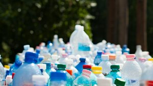 Miniatura: Jak zrobiono z Polaków śmieciarzy