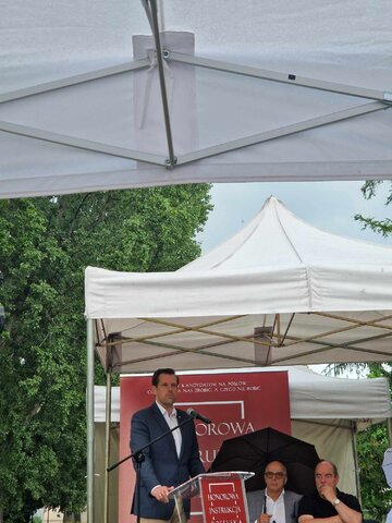 Debata "Honorowa instrukcja poselska" 