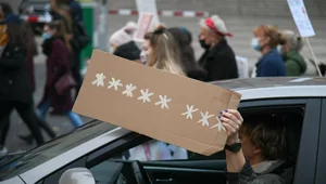 Miniatura: "Młode pokolenie myli wolność z anarchią,...