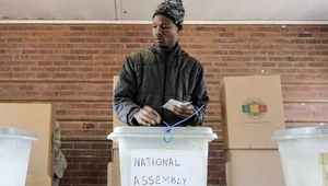 Miniatura: Zimbabwe: Kraj idzie na wybory. Biskupi...
