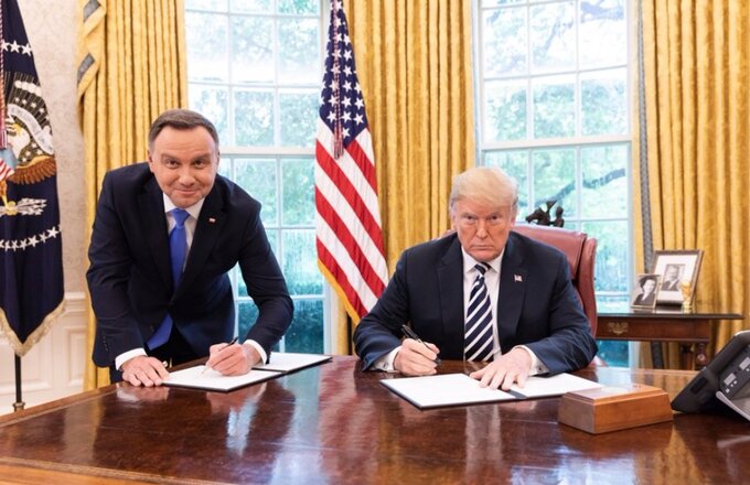 Prezydent Duda i prezydent Trump w Białym Domu