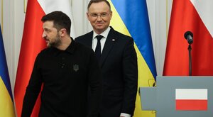 Miniatura: "Przed końcem kadencji". Prezydent składa...