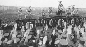 Miniatura: Miliony akt NSDAP w sieci. Niemcy masowo...