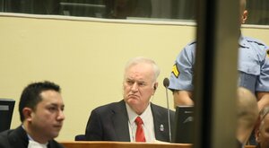 Miniatura: Ratko Mladić nie żyje. Odsiadywał wyrok za...