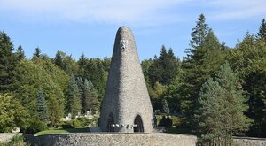 Miniatura: Marszałek Koniew w Dolinie Śmierci