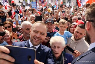 Prezydent Karol Nawrocki wziął udział w&nbsp;Narodowym Marszu Życia 2026