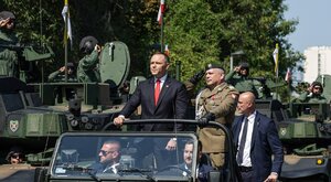 Miniatura: Czy prezydent powinien mieć większy wpływ...