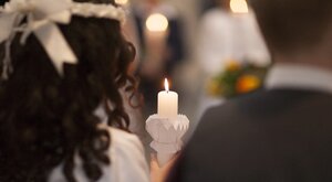 Miniatura: Ile włożyć do koperty na wesele lub...