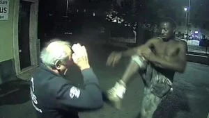 Miniatura: Starszy mężczyzna ciężko pobity przez...