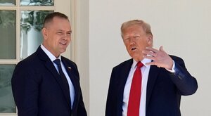 Miniatura: Nawrocki podaje nowe szczegóły rozmowy z...