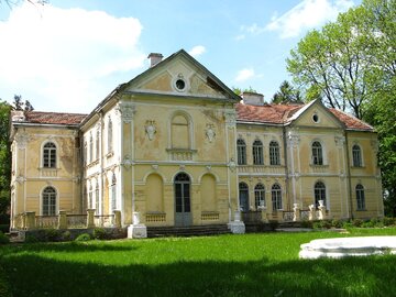 Pałac Fredr&oacute;w w&nbsp;Bieńkowej Wiszni (2011)