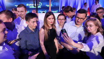 Nieoficjalna część spotkania w KPRM 