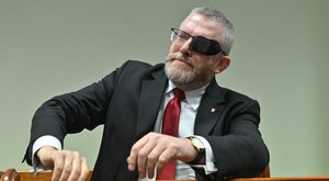 Miniatura: Make love, not war?