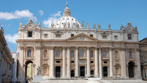 Watykan zawiesza decyzję o odebraniu miana "katolickiej" szkole...