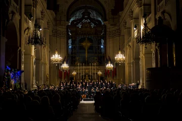 Monika Wolińska - dyrygentka, Chór Ensemble Vocal de l’Abbaye de la Cambre,  Chór Régional Vittoria d’Ile-de-France,  Orkiestra Pasdeloup Koncert Niepodległości w Paryżu za nami