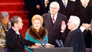 Miniatura: Przekazanie władzy w USA. Długie tradycje,...