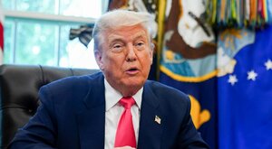 Miniatura: Taką kartkę Trump miał wysłać Epsteinowi....