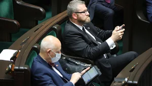 Miniatura: PiS odrabia straty, zaskakujący wynik...