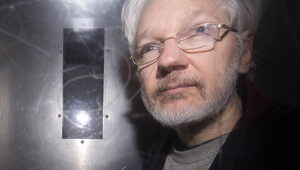 Miniatura: Jest zgoda na ekstradycję Assange'a do...