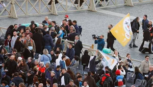 Miniatura: Pogrzeb papieża. Specjalne miejsce dla...