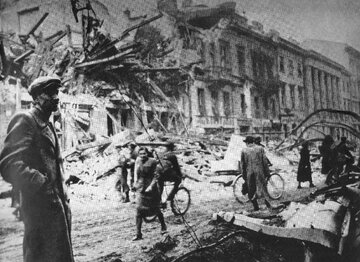 Zbombardowany Nowy Świat w&nbsp;Warszawie we&nbsp;wrześniu 1939 roku