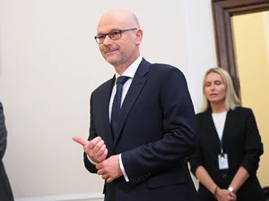 Miniatura: Berek wszedł do Trybunału Konstytucyjnego....