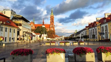 Rynek Starego Miasta z poniższego zdjęcia można oglądać w: