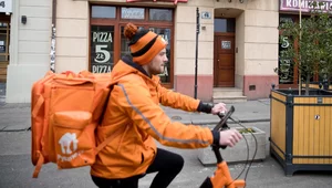 Miniatura: Pyszne.pl zwalnia wszystkich kurierów....