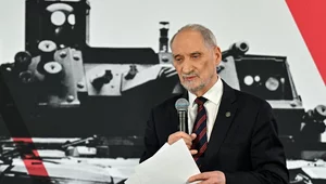 Miniatura: Macierewicz: Tylu żołnierzy USA Trump...