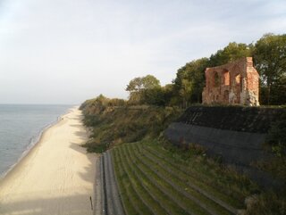 Kości&oacute;ł w&nbsp;Trzęsaczu, 2007&nbsp;r.