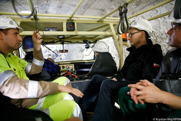 Mateusz Morawiecki podczas uroczystości uruchomienia pieca WTR w Hucie Miedzi „Legnica” 