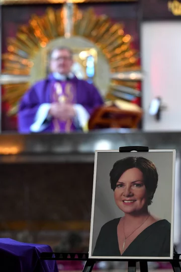 Uroczystości pogrzebowe aktorki Agnieszki Kotulanki w kościele św. Józefa Oblubieńca NMP w Legionowie 