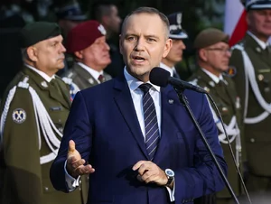 Miniatura: "Orzeł i krzyż". Prezydent: Ta refleksja...