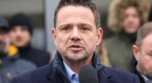 Miniatura: Trzaskowski odpowiada Nawrockiemu ws....