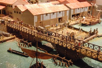 Model Londynu (Londinium) z&nbsp;lat 85-90 n.e. wystawiony w&nbsp;Museum of&nbsp;London, przedstawiający pierwszy most na&nbsp;Tamizie